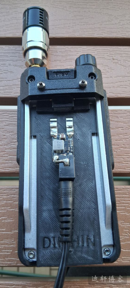 连接上外部电源